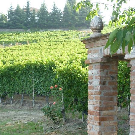 Villa La Favorita ألبا المظهر الخارجي الصورة